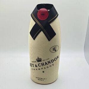 Moet & Chandon | Insulated Champagne Sleeve
